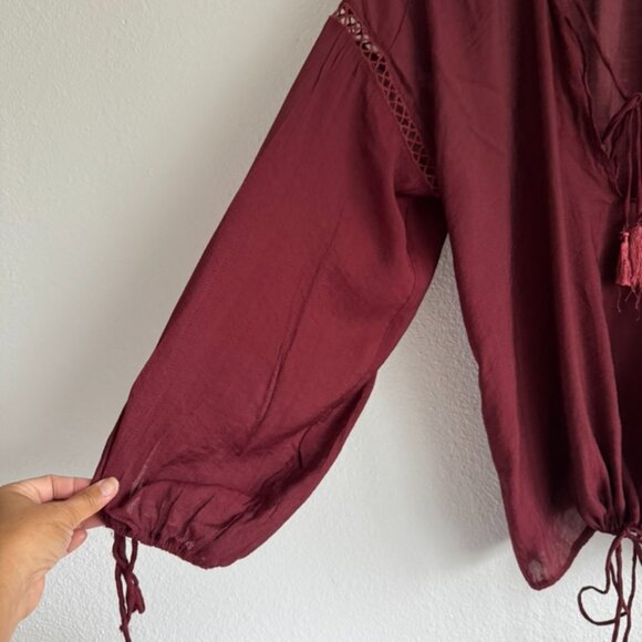 Faithful The Brand Billowy Wine Colored Boho Top with Multiple Ties Women's Sz M - Picture 3 of 7